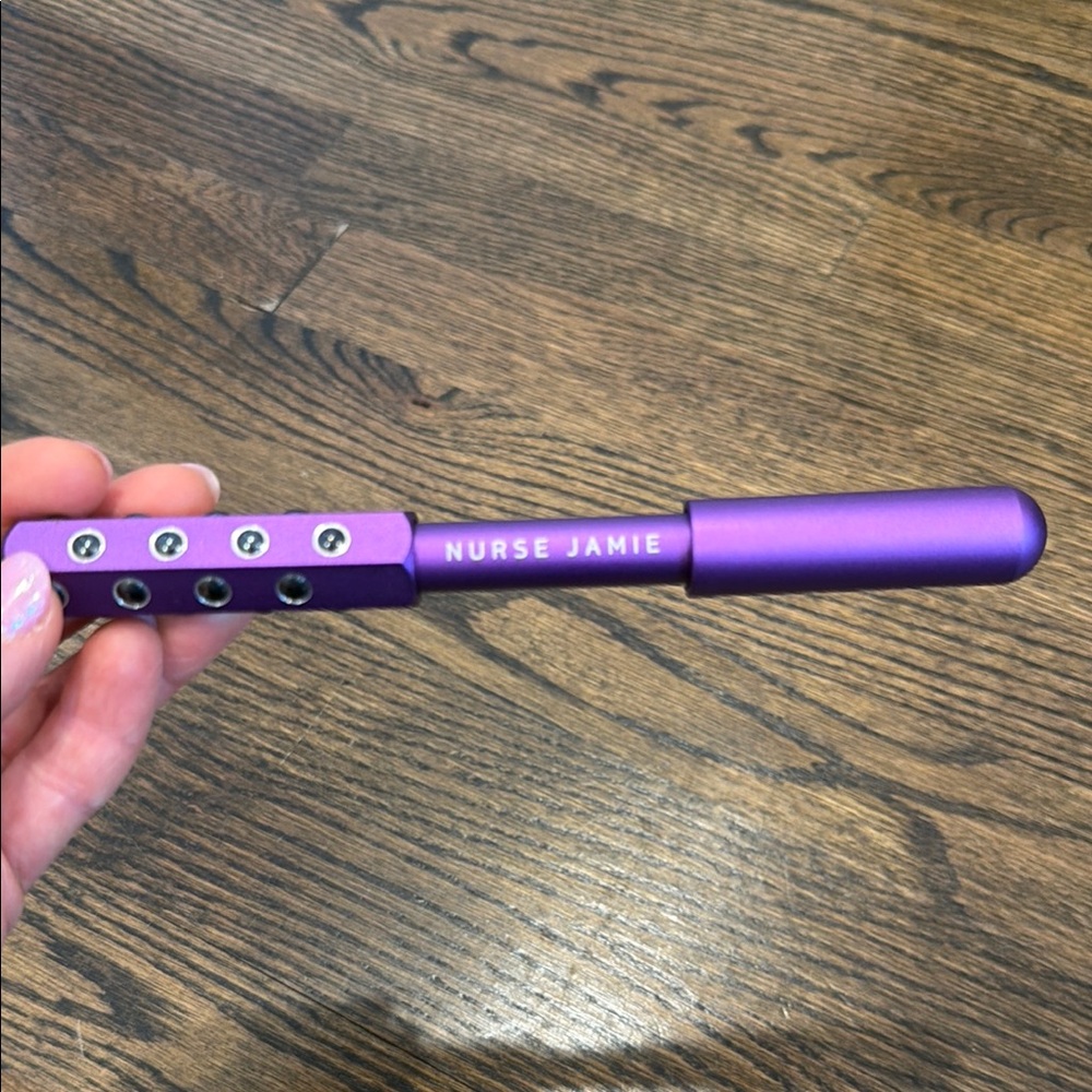 Nurse Jamie Purple Beauty Tool